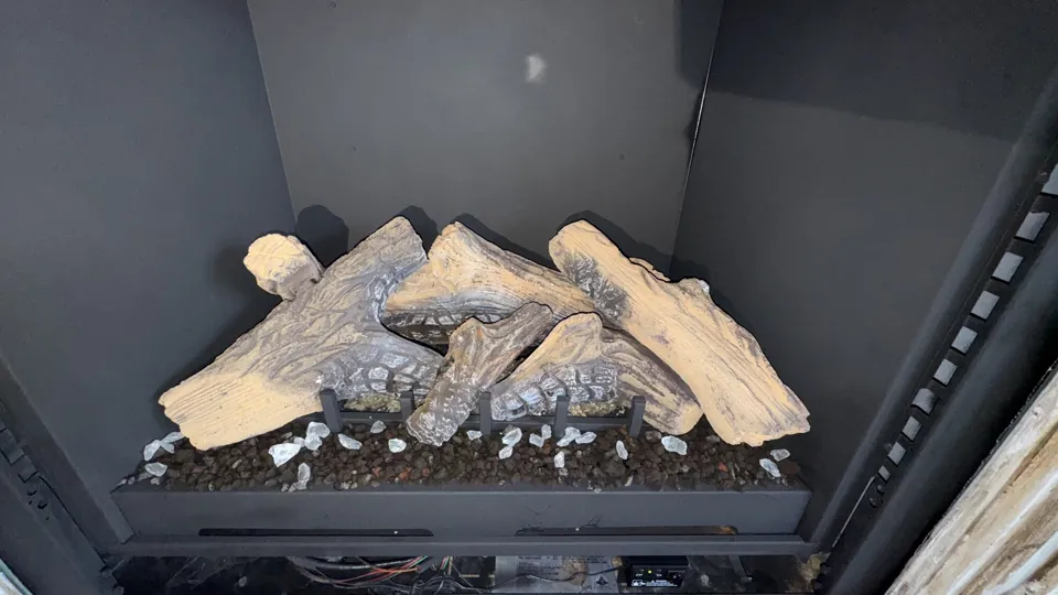 Gas log service — log set in the firebox